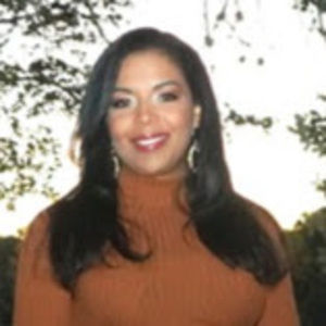 Meet your Posher, Damaris